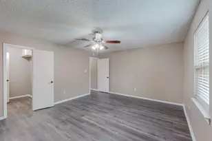 2124 Robinson St, Irving, TX 75060 - Photo 16