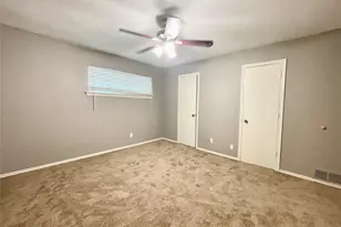 15826 El Estado Dr, Dallas, TX 75248 - Photo 18