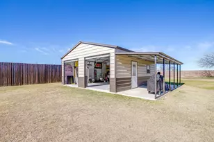 116 Acasia St, Godley, TX 76044 - Photo 2