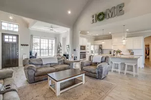 116 Acasia St, Godley, TX 76044 - Photo 10