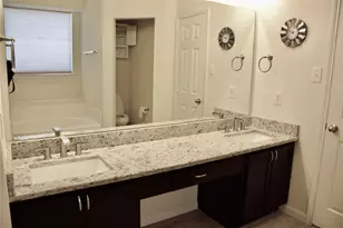 207 Sandpoint Dr, Mansfield, TX 76063 - Photo 12