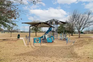 7401 Spring Lea Way, North Richland Hills, TX 76182 - Photo 36