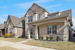 6928 Heather Ln, North Richland Hills, TX 76182 - Photo 2