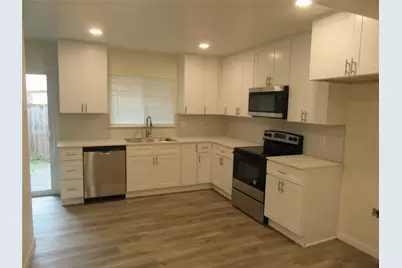 2622 Branch Oaks Drive, Garland, TX 75043 - Photo 2