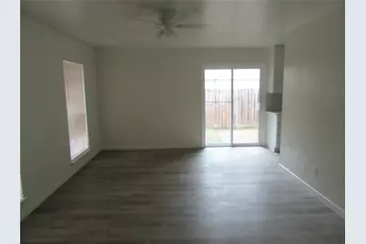 2622 Branch Oaks Drive, Garland, TX 75043 - Photo 4