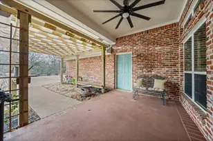 1061 White Bluff Dr, Whitney, TX 76692 - Photo 8