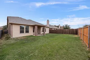 2028 Carriage Rd, Heartland, TX 75126 - Photo 22