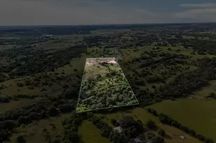 7901 Whispering Meadows Rd, Joshua, TX 76058 - Photo 1