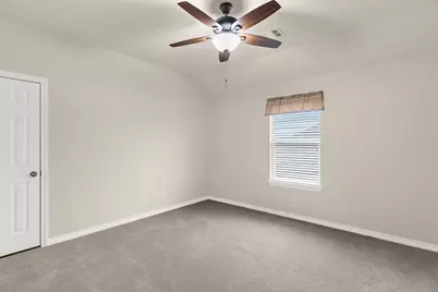 221 Villanova Drive, Van Alstyne, TX 75495 - Photo 22