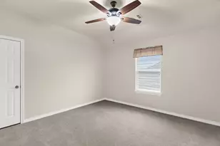 221 Villanova Dr, Van Alstyne, TX 75495 - Photo 22