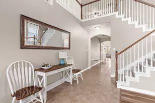 221 Villanova Dr, Van Alstyne, TX 75495 - Photo 4