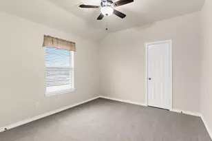 221 Villanova Dr, Van Alstyne, TX 75495 - Photo 24