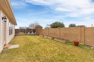 221 Villanova Dr, Van Alstyne, TX 75495 - Photo 36