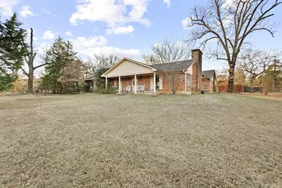 233 Haning Drive, Paris, TX 75462 - Photo 2