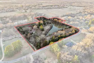 233 Haning Dr, Paris, TX 75462 - Photo 1