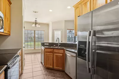 704 Janis Street, Granbury, TX 76049 - Photo 12