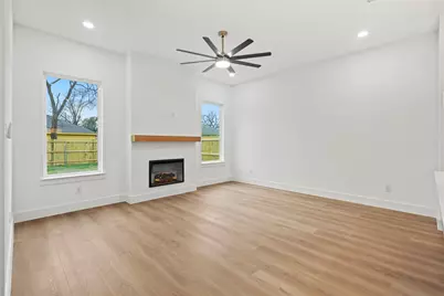 3835 Spence Street, Dallas, TX 75215 - Photo 10