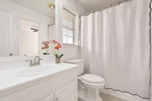 8606 Old Oak Dr, Irving, TX 75063 - Photo 16