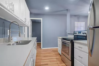 2522 W Clarendon Drive, Dallas, TX 75211 - Photo 12