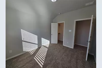 2803 18th Street W, Irving, TX 75060 - Photo 30