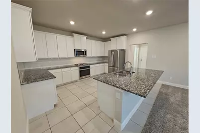 2803 18th Street W, Irving, TX 75060 - Photo 6