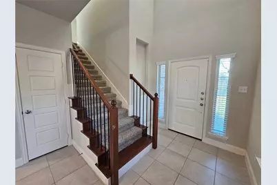 2803 18th Street W, Irving, TX 75060 - Photo 8