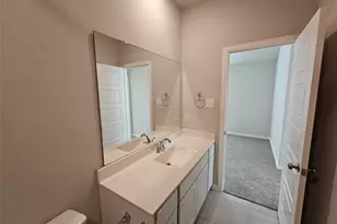 2803 18th Street W, Irving, TX 75060 - Photo 26