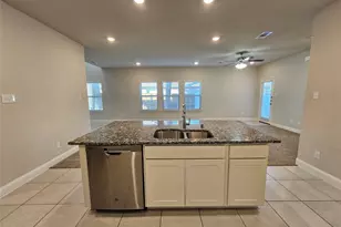 2803 18th Street W, Irving, TX 75060 - Photo 4