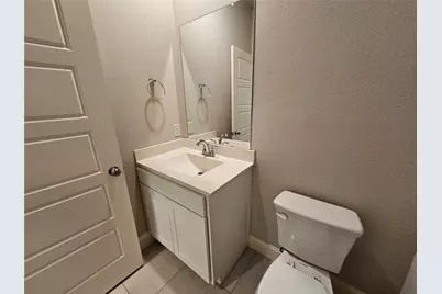 2803 18th Street W, Irving, TX 75060 - Photo 12