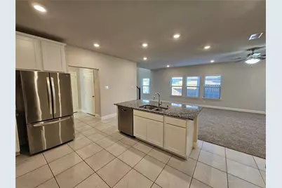 2803 18th Street W, Irving, TX 75060 - Photo 2