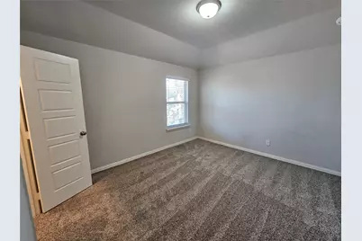 2803 18th Street W, Irving, TX 75060 - Photo 20