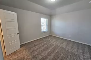 2803 18th Street W, Irving, TX 75060 - Photo 20