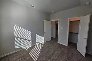 2803 18th Street W, Irving, TX 75060 - Photo 28