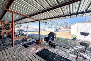 304 SE 2nd St, Knox City, TX 79529 - Photo 20