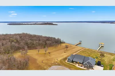 401 Meandering Way, Corsicana, TX 75109 - Photo 2