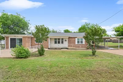 310 Garfield Street, McGregor, TX 76657 - Photo 1