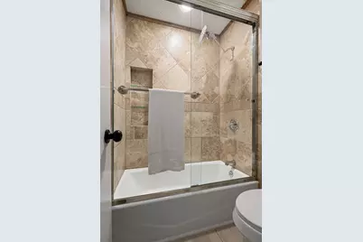 310 E Springdale Lane, Grand Prairie, TX 75052 - Photo 14