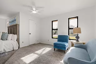 310 E Springdale Ln, Grand Prairie, TX 75052 - Photo 12