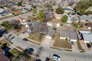 310 E Springdale Ln, Grand Prairie, TX 75052 - Photo 22