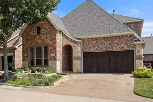 2633 Waters Edge Ln, Fort Worth, TX 76116 - Photo 2