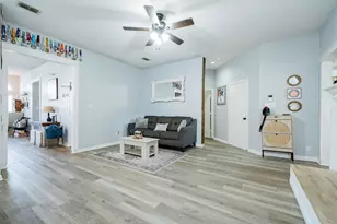 2102 Greenview Dr, Carrollton, TX 75010 - Photo 18