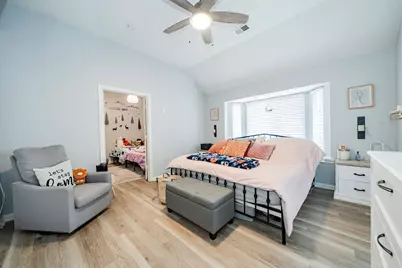 2102 Greenview Drive, Carrollton, TX 75010 - Photo 22