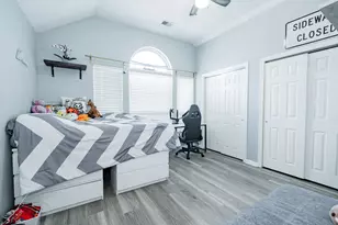 2102 Greenview Dr, Carrollton, TX 75010 - Photo 30