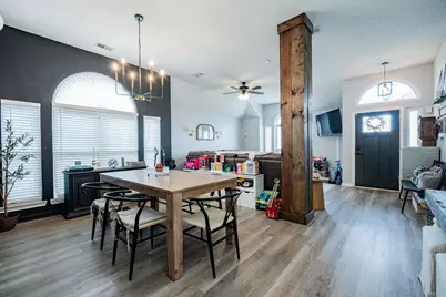 2102 Greenview Drive, Carrollton, TX 75010 - Photo 8