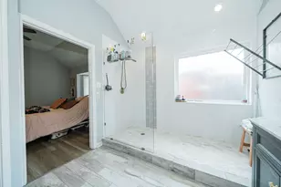 2102 Greenview Dr, Carrollton, TX 75010 - Photo 26