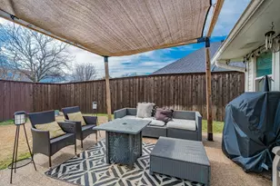 2102 Greenview Dr, Carrollton, TX 75010 - Photo 36