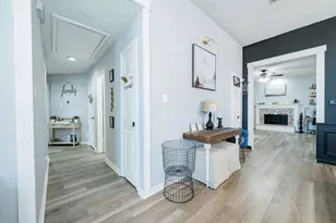 2102 Greenview Dr, Carrollton, TX 75010 - Photo 4