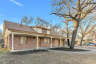 828 S Collins St, Arlington, TX 76010 - Photo 1