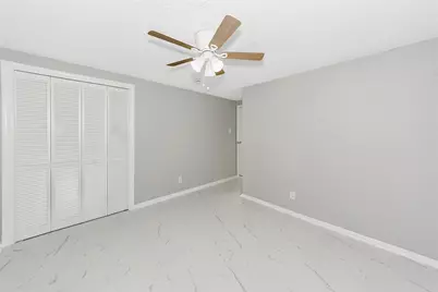 828 S Collins Street, Arlington, TX 76010 - Photo 32