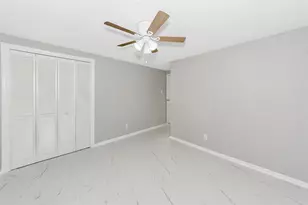 828 S Collins St, Arlington, TX 76010 - Photo 32